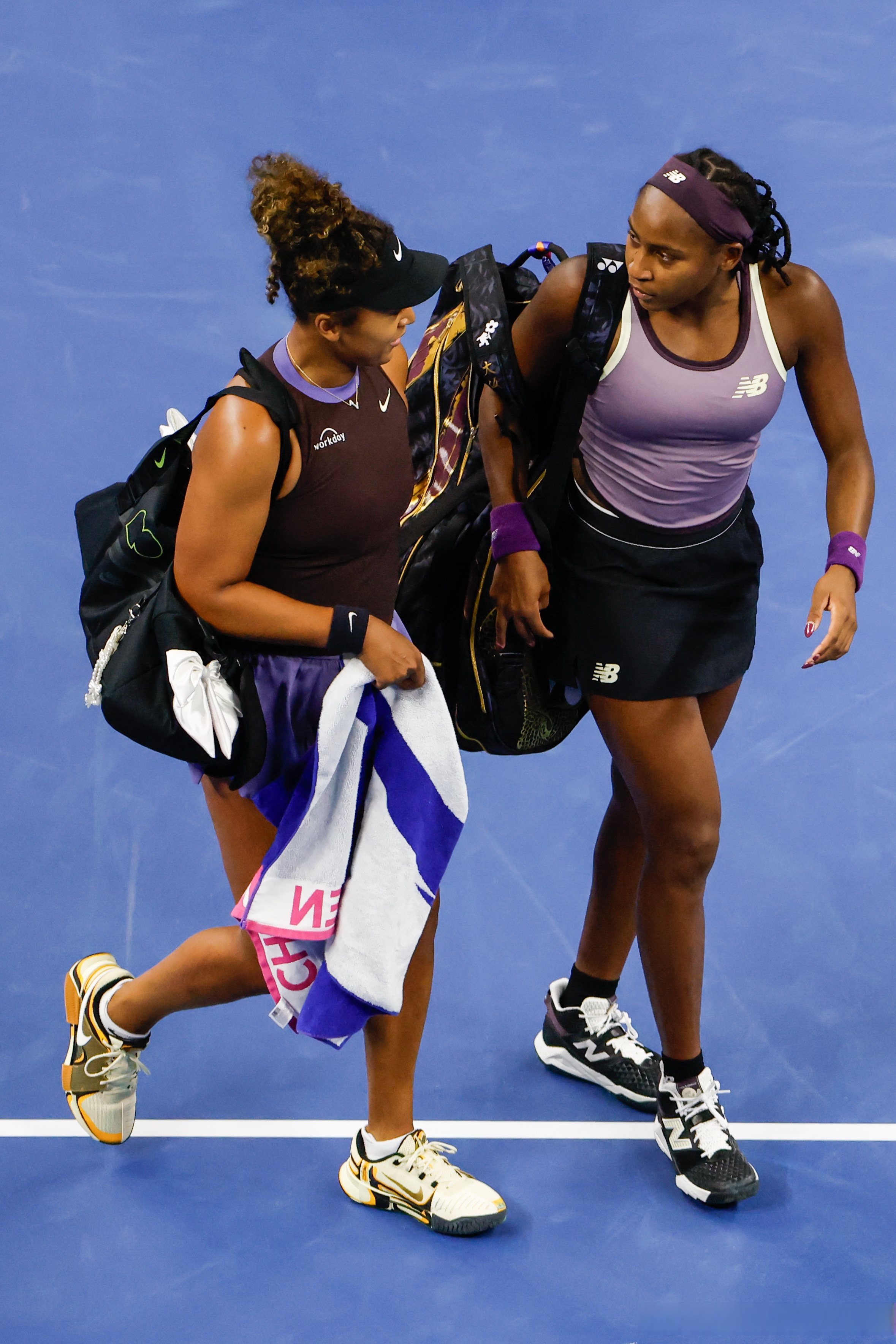 大坂直美重返赛场，重要助攻首场状态出色，快船观众沸腾！引发球迷热议(大奥特别篇悲剧的姐妹)-爱游戏