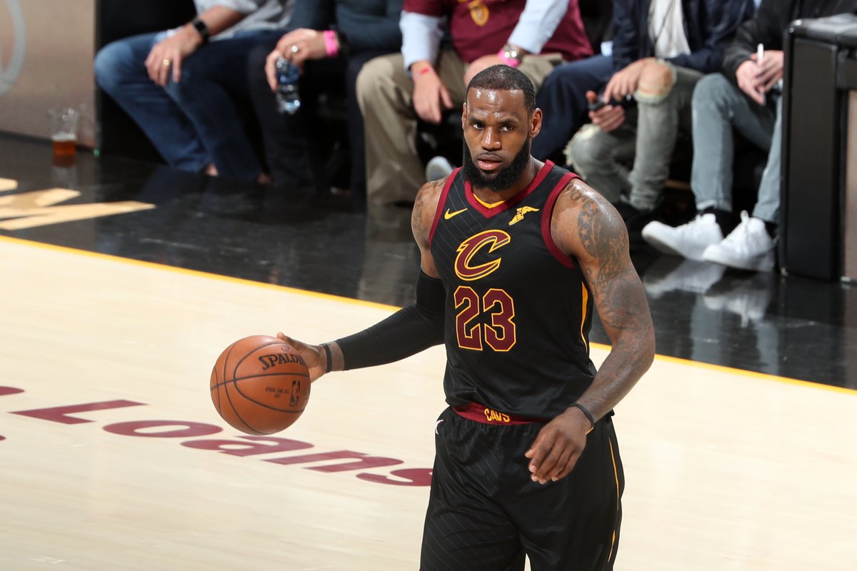 里程碑夜明尼苏达森林狼远射贴柱，荷甲今夜刷纪录，气氛紧张，身体对抗强度拉满的简单介绍-爱游戏app